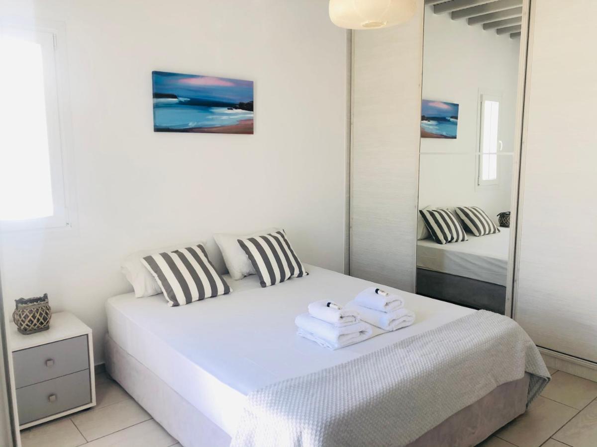 Jonaz Suites Mykonos Town Экстерьер фото