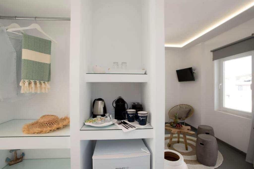 Jonaz Suites Mykonos Town Экстерьер фото