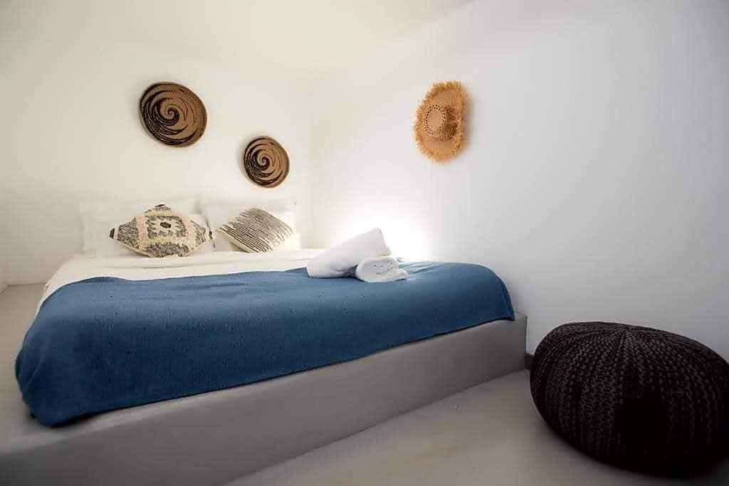 Jonaz Suites Mykonos Town Экстерьер фото