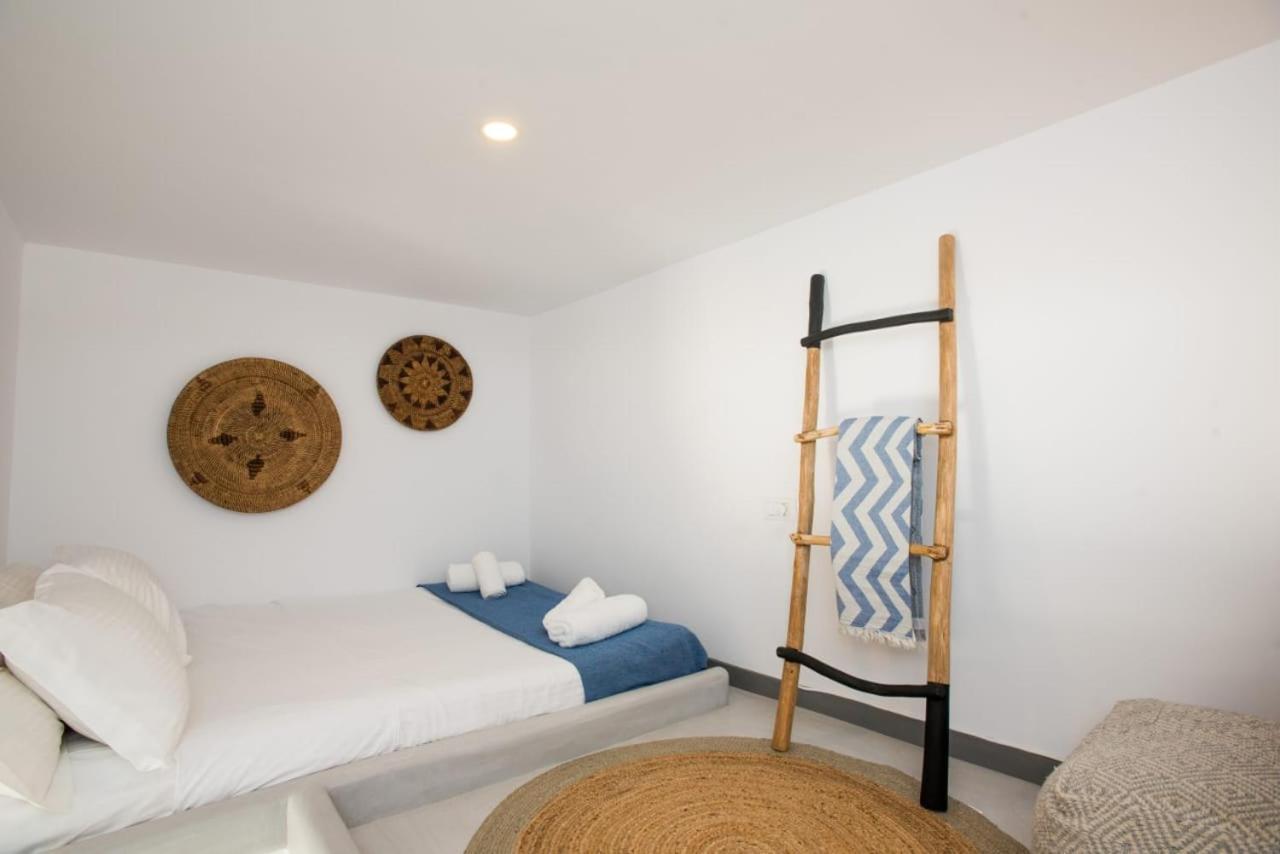 Jonaz Suites Mykonos Town Экстерьер фото