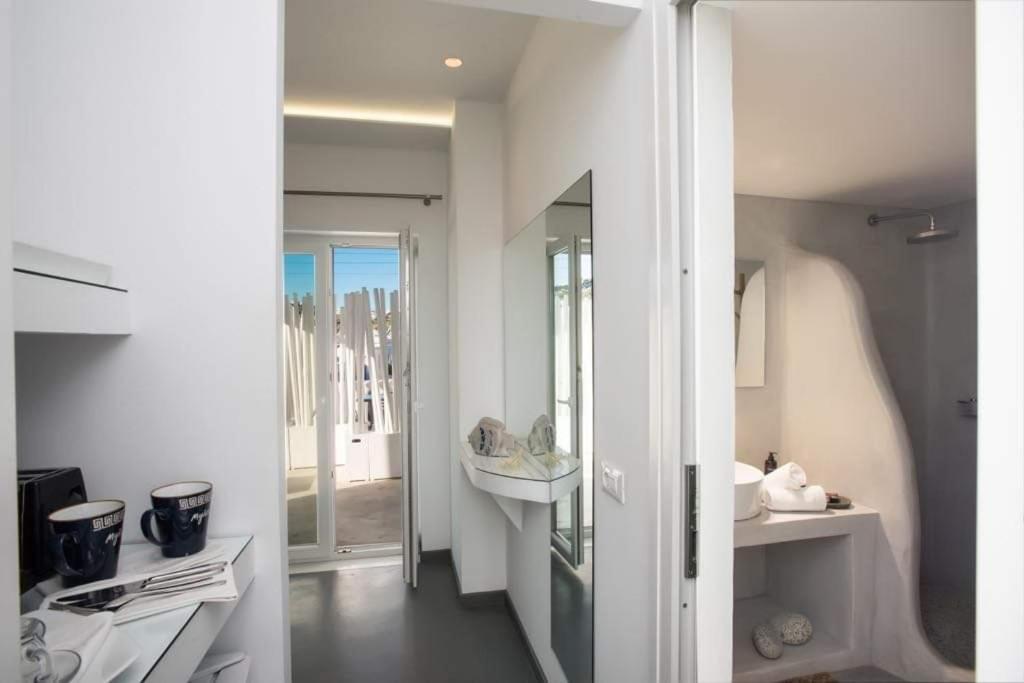 Jonaz Suites Mykonos Town Экстерьер фото