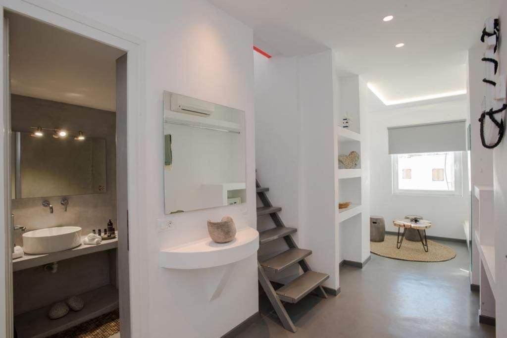 Jonaz Suites Mykonos Town Экстерьер фото